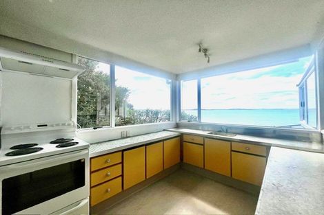 Photo of property in 66b Clovelly Road, Bucklands Beach, Auckland, 2012