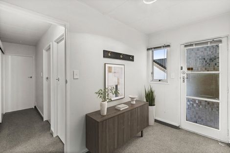 Photo of property in 1/8 Lee Road, Taradale, Napier, 4112