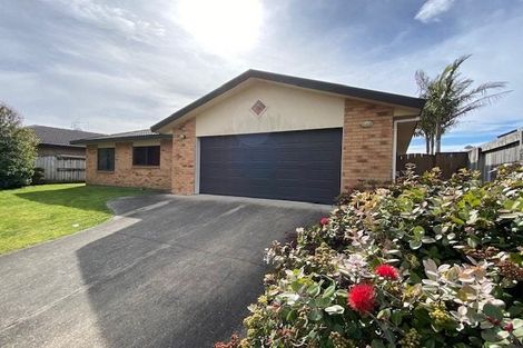 Photo of property in 6 Emma Place, Papamoa Beach, Papamoa, 3118