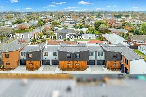 Photo of property in 4/70 Isleworth Road, Bishopdale, Christchurch, 8053