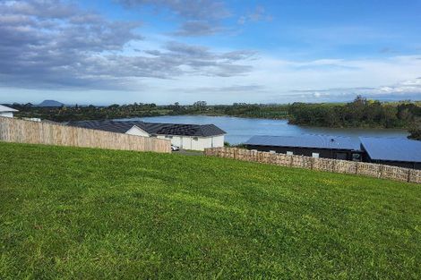 Photo of property in 18 Oyster Place, Omokoroa, 3114