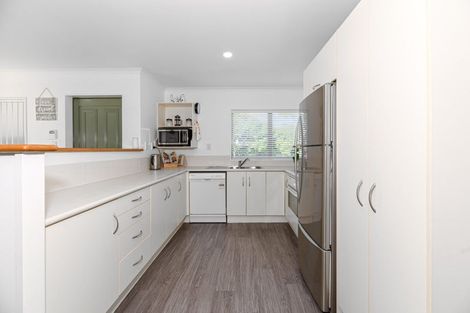 Photo of property in 162 Waitemata Drive, Ranui, Auckland, 0612