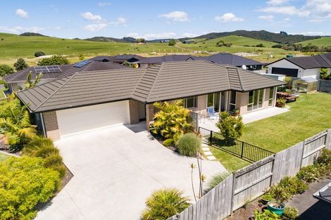 Photo of property in 4 Captains Loop, Haruru, 0204