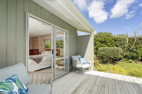 Photo of property in 5 Kawhero Drive, Kuaotunu, Whitianga, 3592