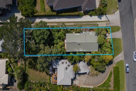 Photo of property in 81 Park Rise, Campbells Bay, Auckland, 0630