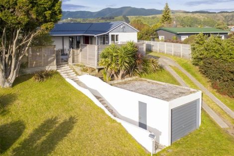 Photo of property in 13 Allen Road, Raumati Beach, Paraparaumu, 5032