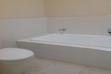 Photo of property in 2/37 Craig Road, Milford, Auckland, 0620