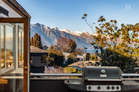 Photo of property in 18 Dublin Street, Queenstown, 9300