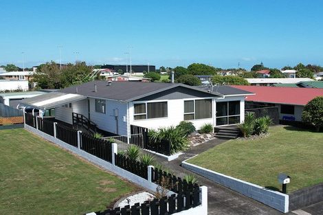 Photo of property in 34 Clifton Drive, Waitara, 4320