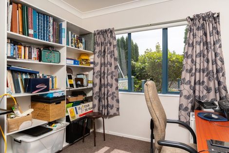 Photo of property in 10 Huxley Grove, Churton Park, Wellington, 6037
