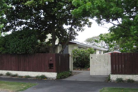 Photo of property in 27 Whitby Street, Burnside, Christchurch, 8053