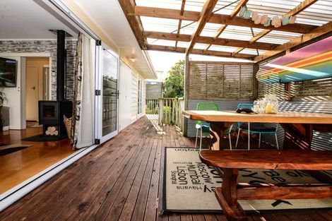 Photo of property in 2 Point Street, Raglan, 3225