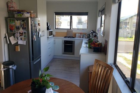 Photo of property in 50 Odlin Crescent, Nawton, Hamilton, 3200