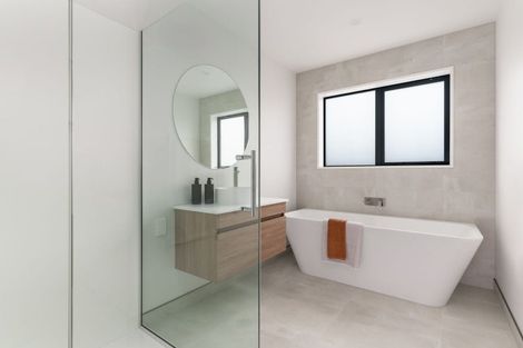 Photo of property in 98a Aorangi Road, Bryndwr, Christchurch, 8053