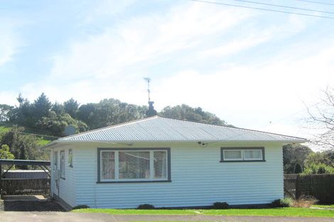 Photo of property in 17 Beaumont Crescent, Frankleigh Park, New Plymouth, 4310