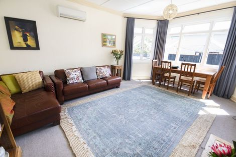 Photo of property in 99 Shakespeare Road, Bluff Hill, Napier, 4110