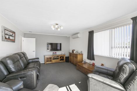 Photo of property in 22 Cantina Avenue, Bayview, Auckland, 0629
