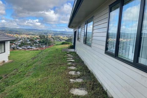 Photo of property in 36 Tiriwa Drive, Massey, Auckland, 0614