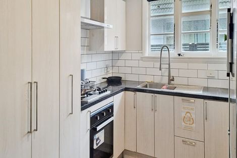 Photo of property in 174 Yaldhurst Road, Sockburn, Christchurch, 8042