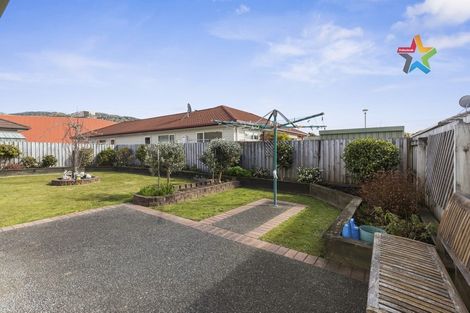 Photo of property in 35 Woodland Mews, Wainuiomata, Lower Hutt, 5014