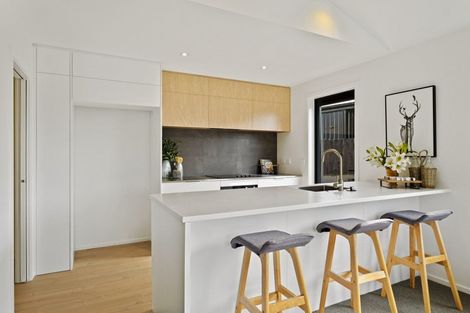 Photo of property in 31 Obelisk Street, Wanaka, 9305