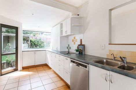 Photo of property in 74 Hamurana Road, Omokoroa, 3114