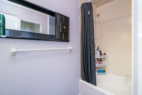 Photo of property in 8 Scott Street, Milton, 9220