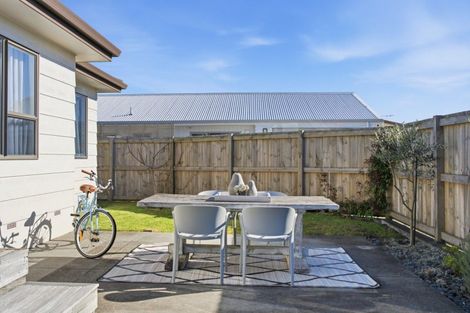 Photo of property in 16 Tahara Crescent, Mount Maunganui, 3116