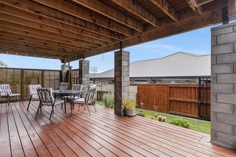 Photo of property in 16a No 2 Road, Te Puke, 3119