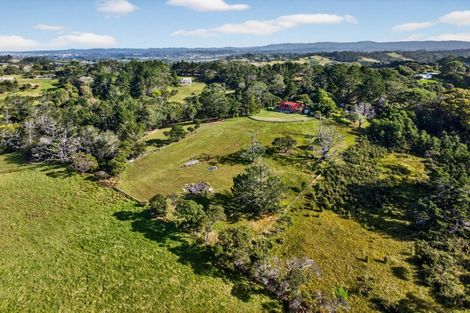 Photo of property in 55 Red Hills Road, Massey, Auckland, 0614