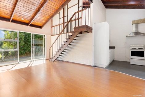 Photo of property in 3/23 Craigbank Avenue, New Lynn, Auckland, 0600