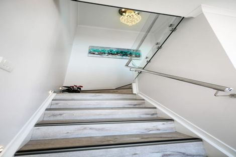 Photo of property in 31 Shibata Rise, Ranui, Auckland, 0612