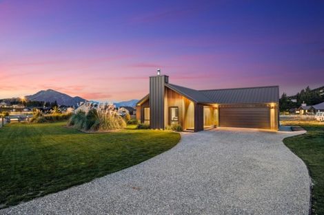 Photo of property in 18 Mount Linton Avenue, Wanaka, 9305