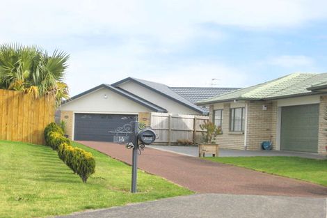 Photo of property in 14 Castlehill Court, Wattle Downs, Auckland, 2103
