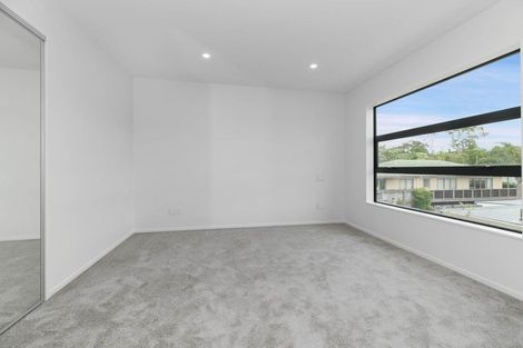 Photo of property in 44a Godley Road, Green Bay, Auckland, 0604