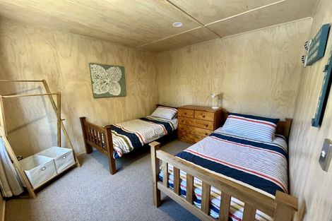 Photo of property in 112 Winslow Place, Matarangi, Whitianga, 3592