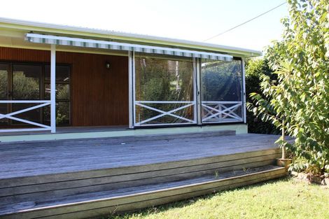 Photo of property in 10 Kopipi Crescent, Ngunguru, Whangarei, 0173