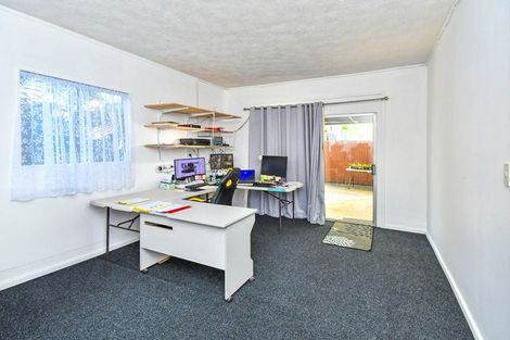 Photo of property in 2/79 Cambridge Terrace, Papatoetoe, Auckland, 2025