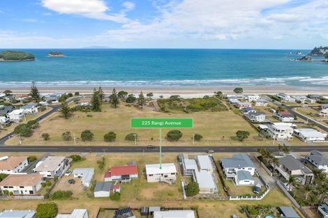 Photo of property in 225 Rangi Avenue, Whangamata, 3620