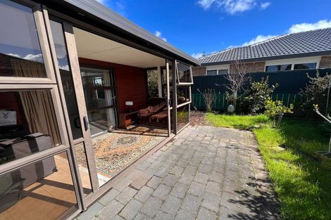 Photo of property in 26 Settlers Grove, Orewa, 0931