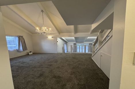 Photo of property in 1/3 Miraka Place, Birkenhead, Auckland, 0626