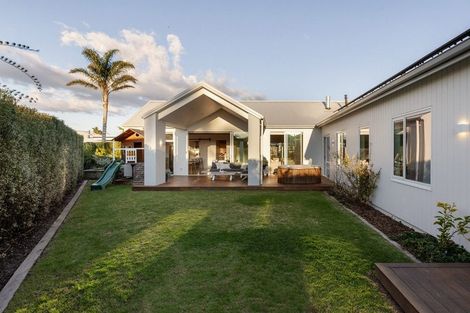 Photo of property in 30 Colpoma Close, Papamoa Beach, Papamoa, 3118
