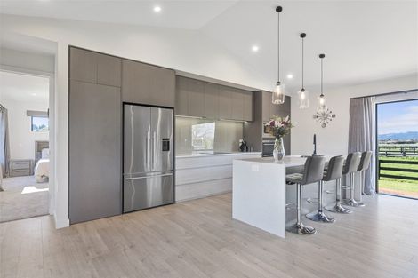 Photo of property in 134 Racecourse Road, Cambridge, 3493