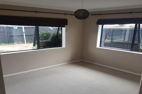 Photo of property in 14 Compton Grove, Huntington, Hamilton, 3210