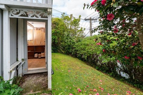 Photo of property in 36 Tavistock Road, Melrose, Wellington, 6023