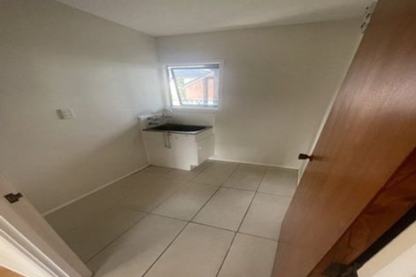 Photo of property in 4 Coubray Place, Botany Downs, Auckland, 2010