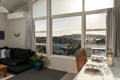 Photo of property in 6 Manukau Road, Raglan, 3225