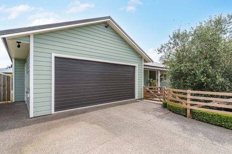 Photo of property in 28 Cotter Street, Greytown, 5712