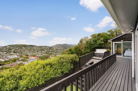 Photo of property in 15 Satara Crescent, Khandallah, Wellington, 6035