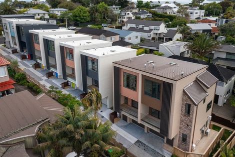 Photo of property in 3/33 Williamson Avenue, Belmont, Auckland, 0622